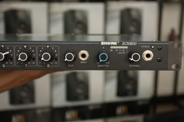 Shure 舒爾 SCM800 機(jī)架調(diào)音臺