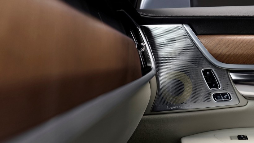 「監(jiān)聽之眼」正在盯著你：PreSonus ERIS E5 XT 超詳細(xì)評(píng)測(cè)