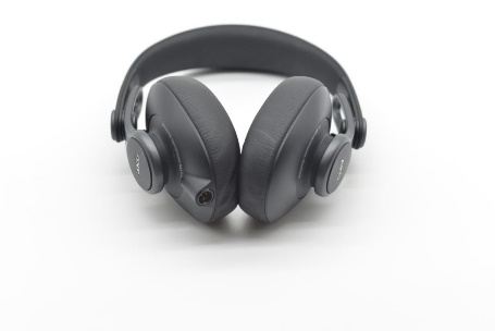 新生代的別樣情懷——AKG K371 頭戴式耳機開箱評測