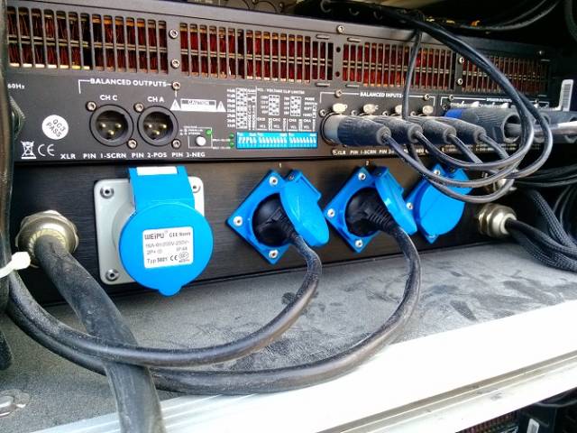 如何調試現(xiàn)場擴聲系統(tǒng)